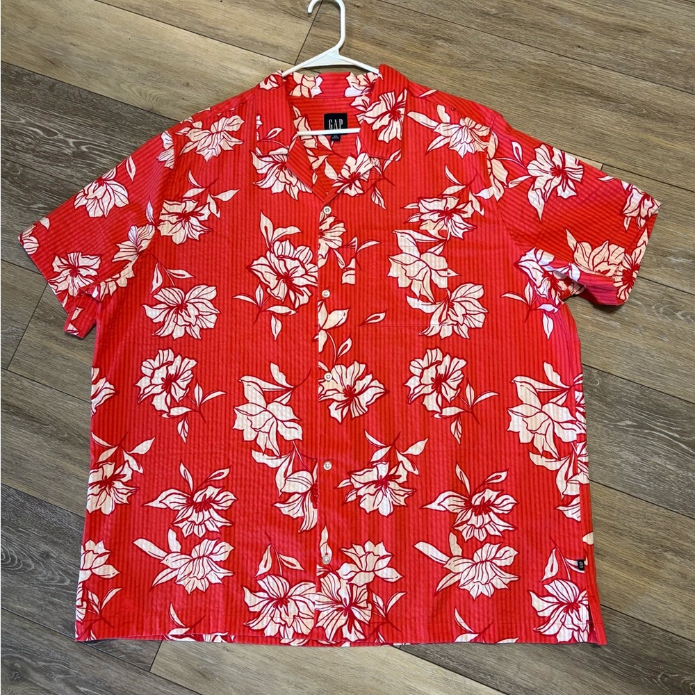 GAP Casual Red and White Button Down Shirt